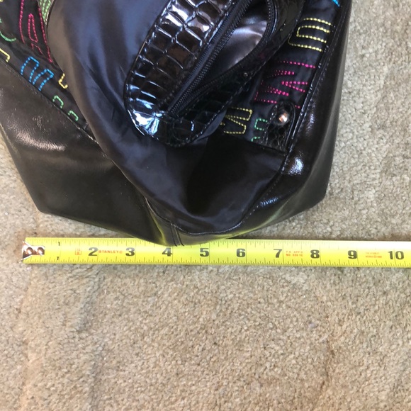 Akdmks Rainbow letter duffel bag - Picture 6 of 6